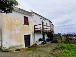 Parduodamas 6 kambarių butas Italijoje, Belvedere Marittimo