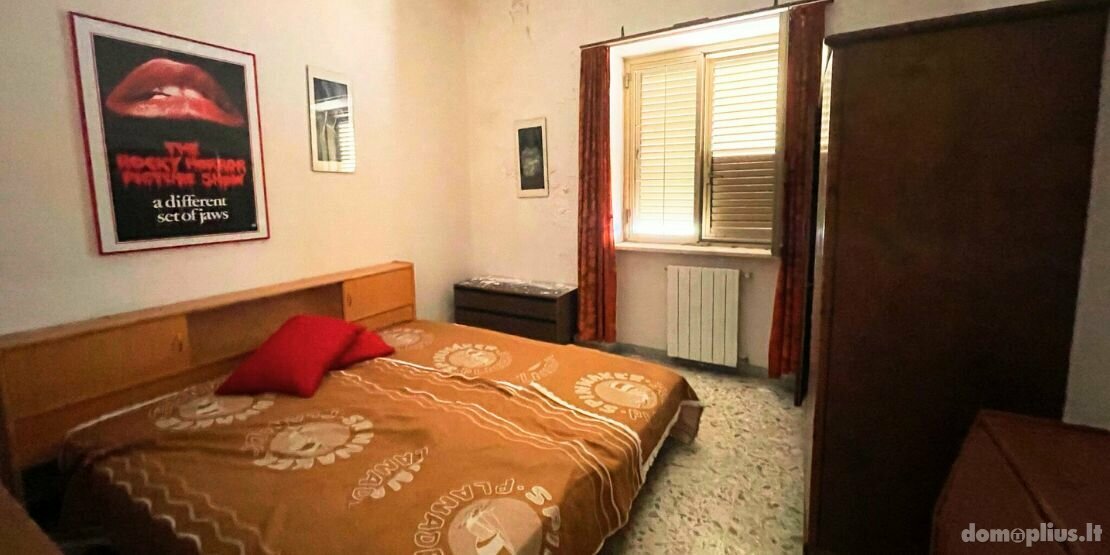Parduodamas 5 kambarių butas Italijoje, Scalea