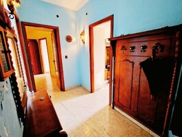Parduodamas 5 kambarių butas Italijoje, Kita
