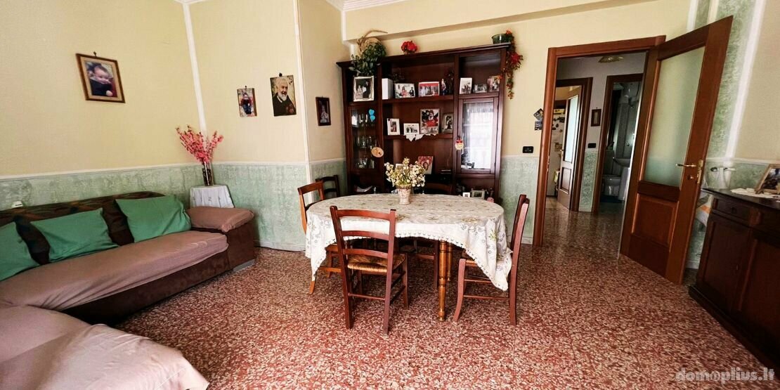 Parduodamas 4 kambarių butas Italijoje, Scalea