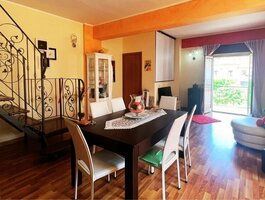 Parduodamas 4 kambarių butas Italijoje, Scalea