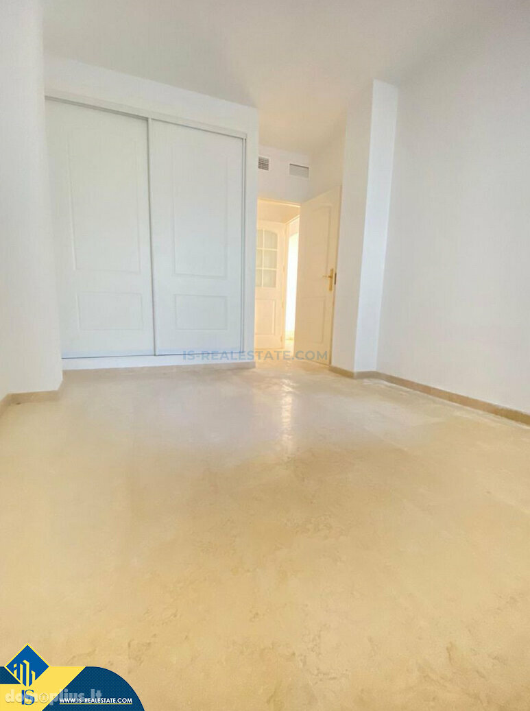 Продается 3 комнатная квартира Испания, Marbella