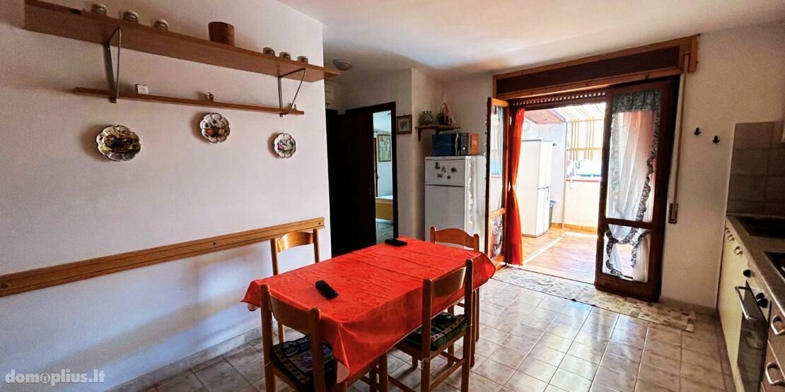 Parduodamas 5 kambarių butas Italijoje, Scalea