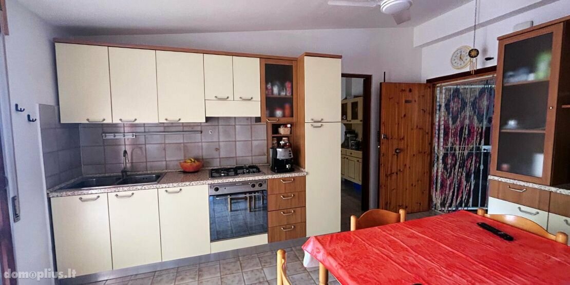 Parduodamas 5 kambarių butas Italijoje, Scalea