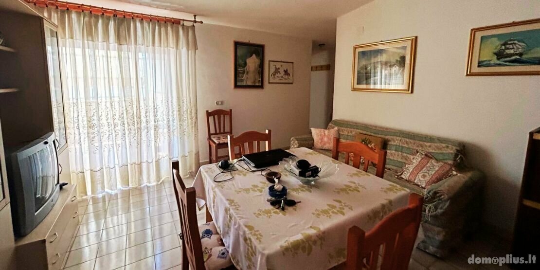 Parduodamas 5 kambarių butas Italijoje, Scalea