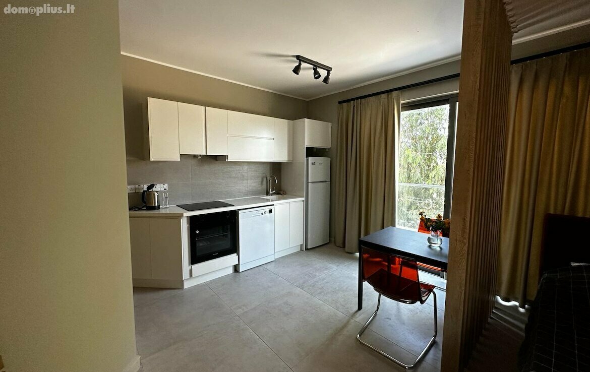 Parduodamas 1 kambario butas Kipre, Kyrenia