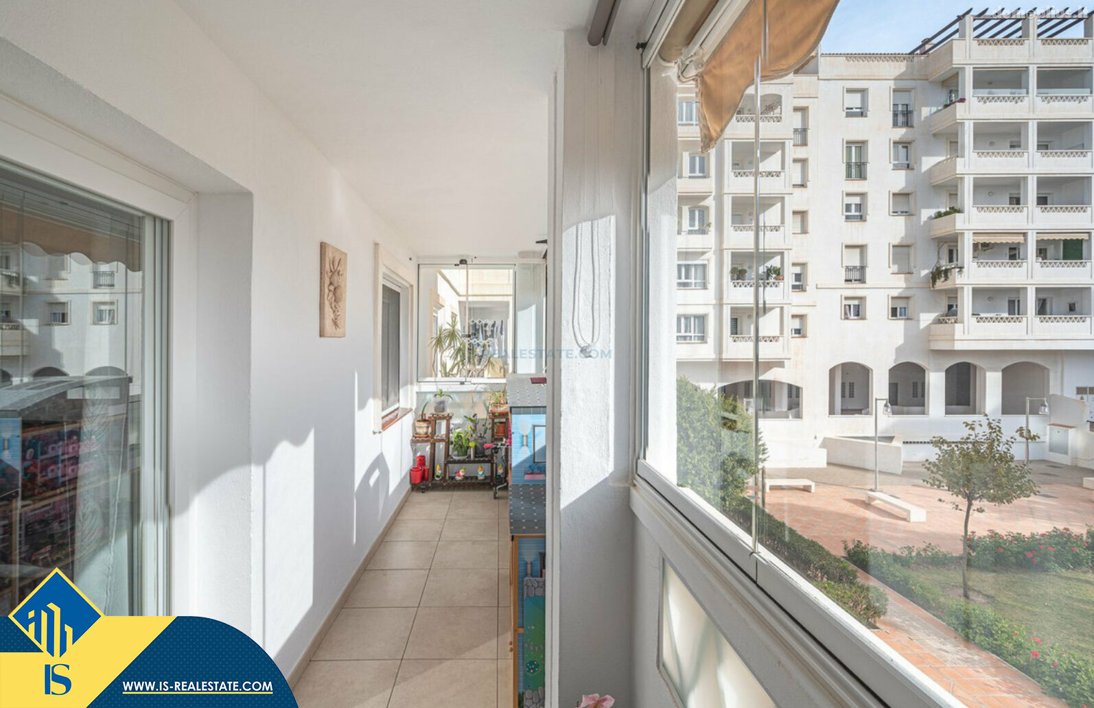 Продается 4 комнатная квартира Испания, Marbella