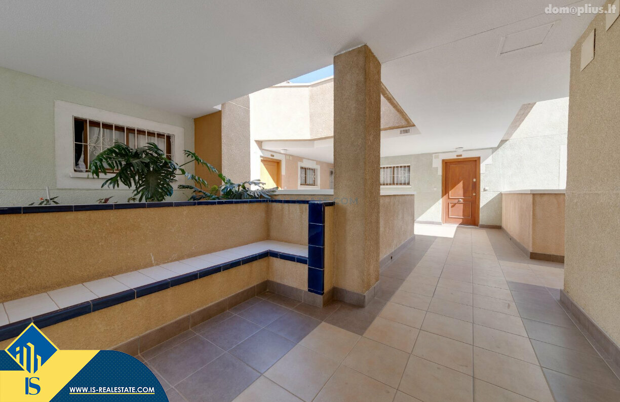 Parduodamas 4 kambarių butas Ispanijoje, Torrevieja