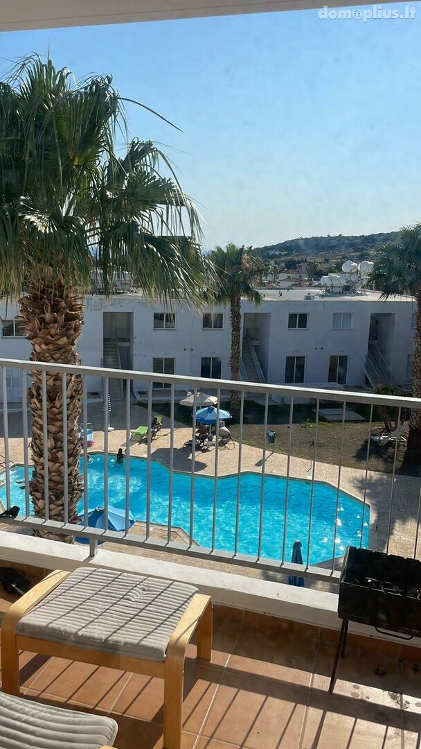 Parduodamas 1 kambario butas Kipre, Pafos