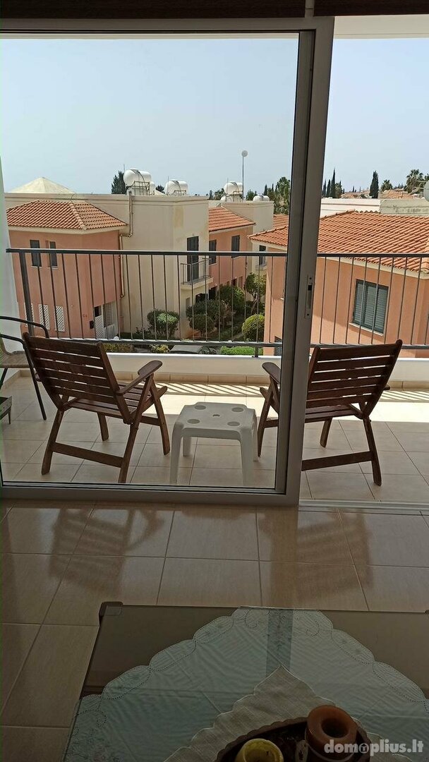 Parduodamas 1 kambario butas Kipre, Pafos