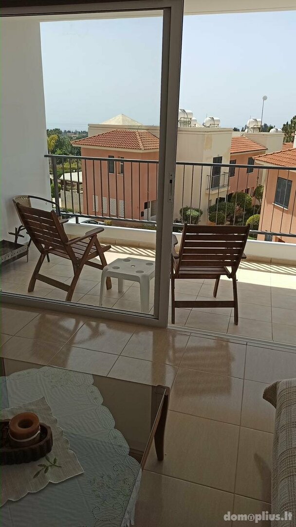 Parduodamas 1 kambario butas Kipre, Pafos