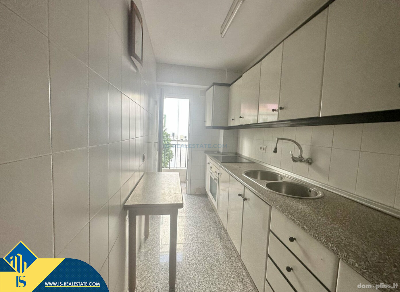 Продается 4 комнатная квартира Испания, Marbella