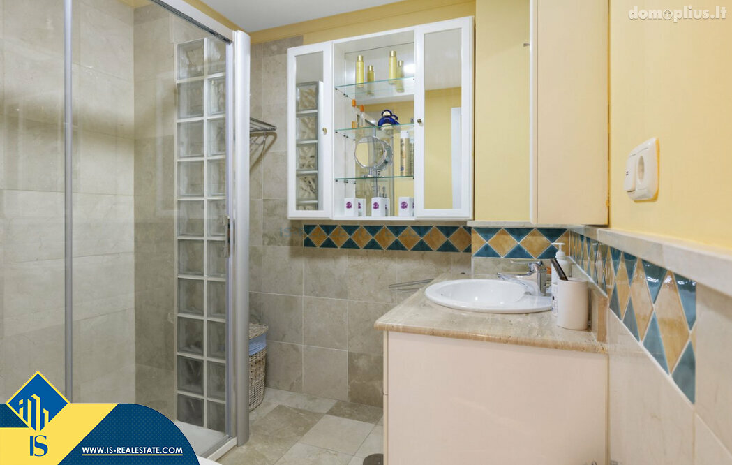 Parduodamas 4 kambarių butas Ispanijoje, Marbella