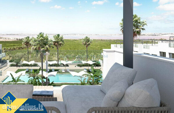 Продается 4 комнатная квартира Испания, Torrevieja