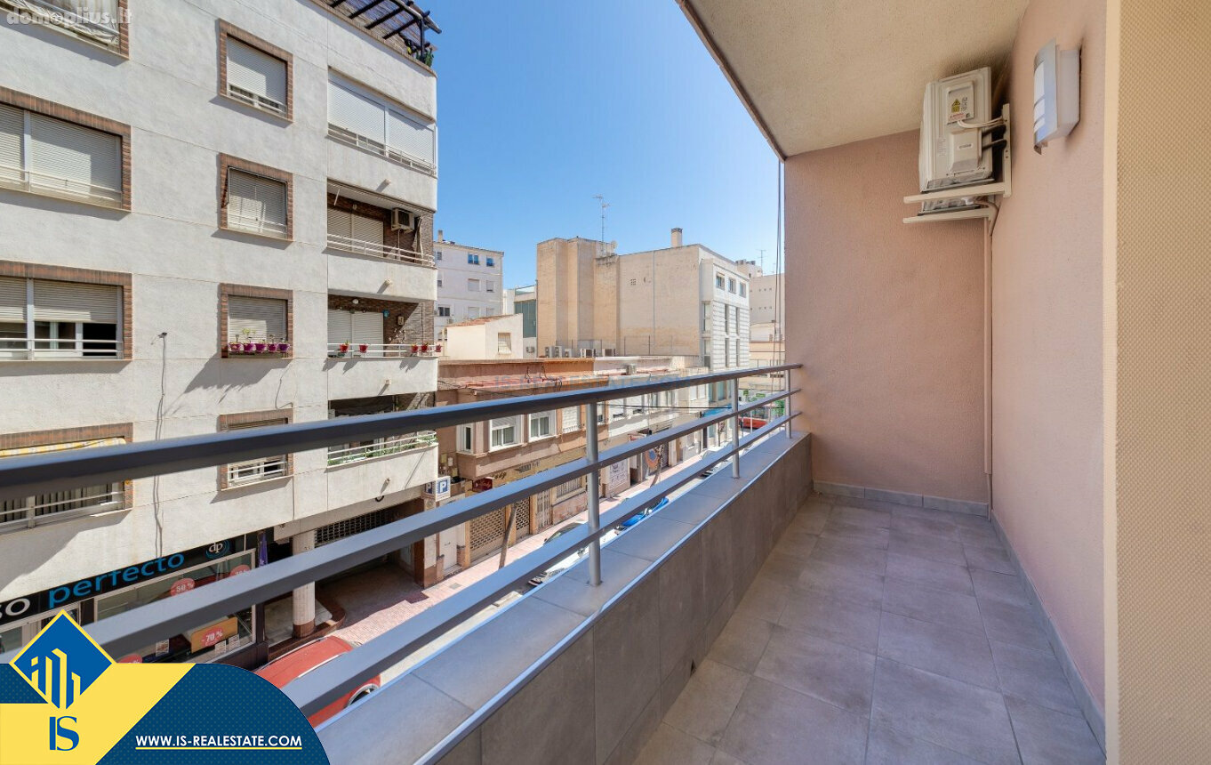 Parduodamas 4 kambarių butas Ispanijoje, Torrevieja