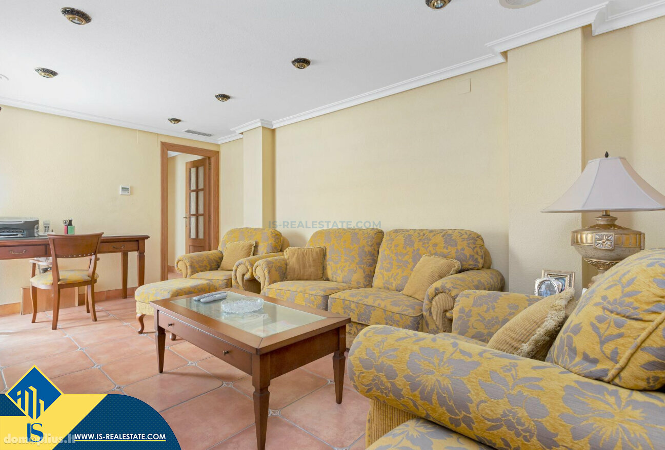 Parduodamas 4 kambarių butas Ispanijoje, Torrevieja