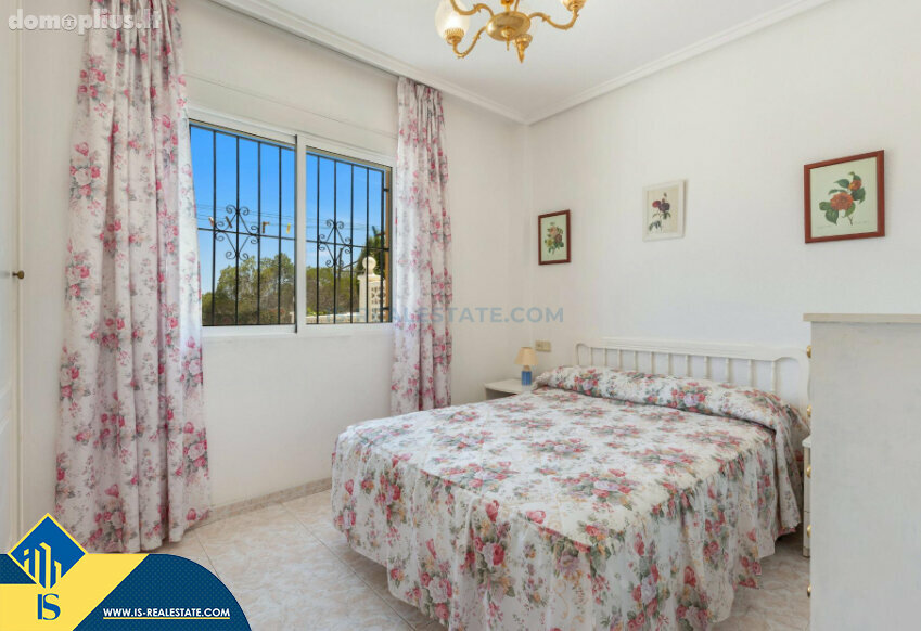 Parduodamas 3 kambarių butas Ispanijoje, Torrevieja