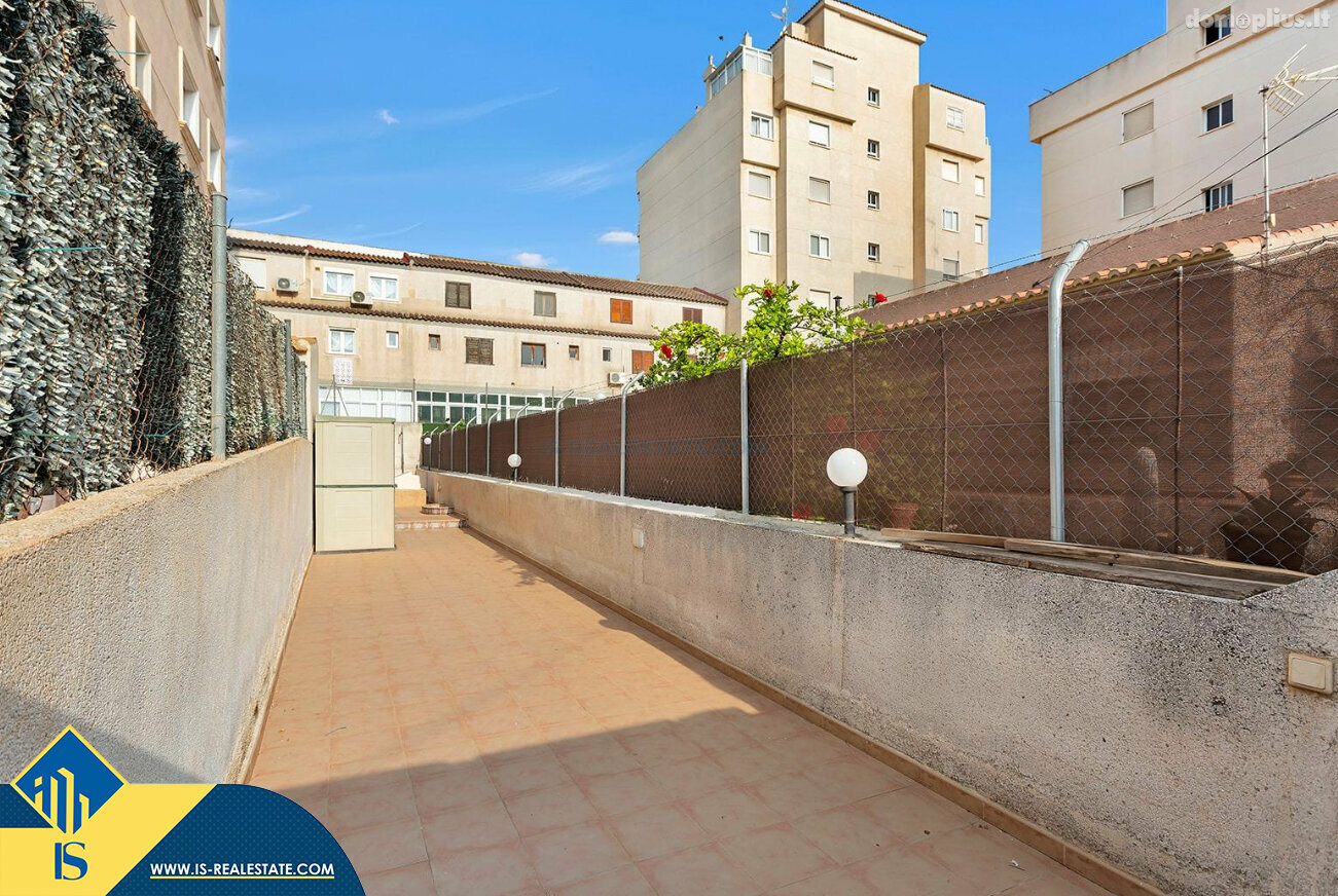 Parduodamas 3 kambarių butas Ispanijoje, Torrevieja