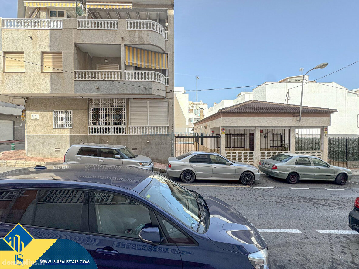 Parduodamas 4 kambarių butas Ispanijoje, Torrevieja