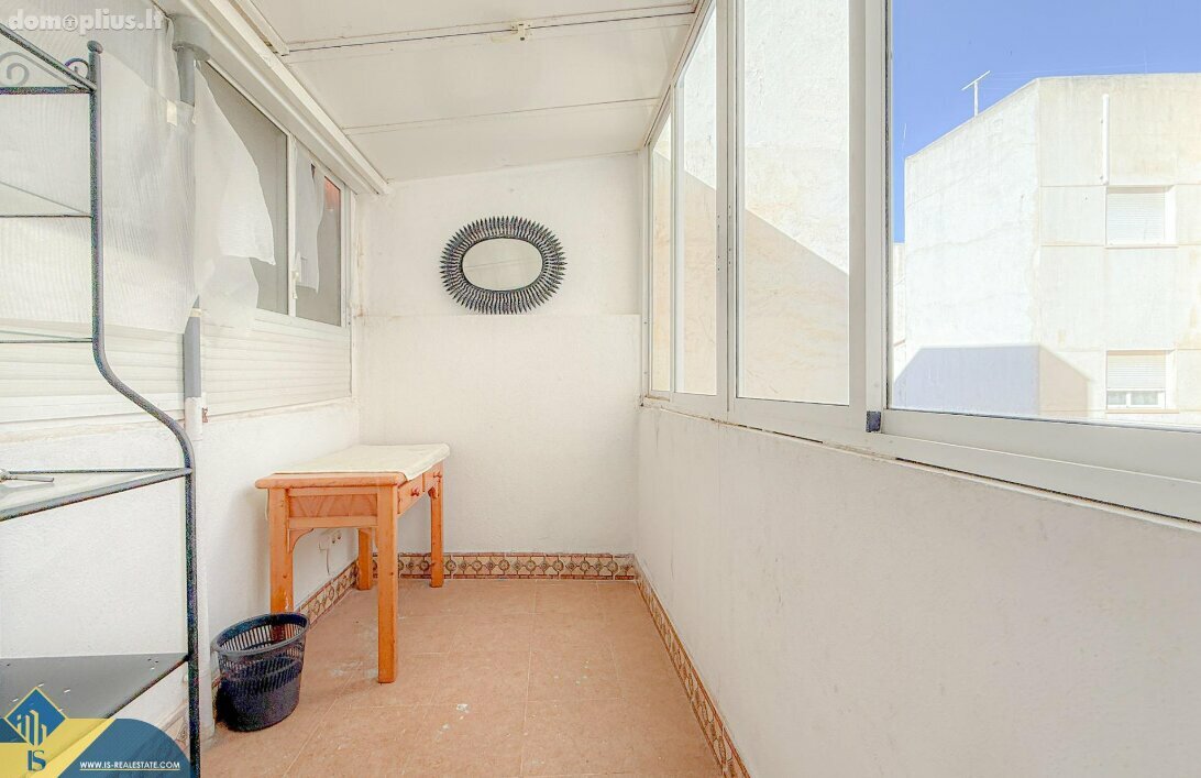 Parduodamas 3 kambarių butas Ispanijoje, Torrevieja