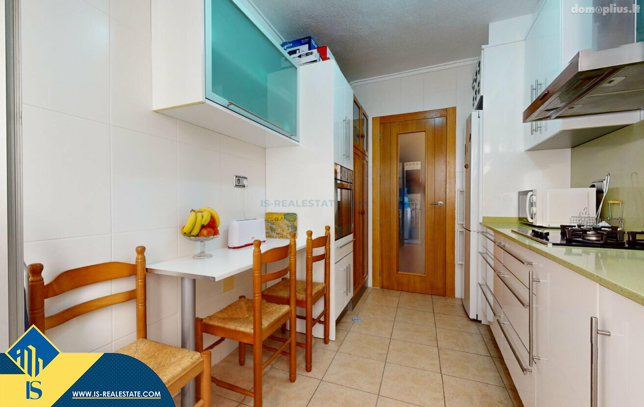 Parduodamas 4 kambarių butas Ispanijoje, Torrevieja