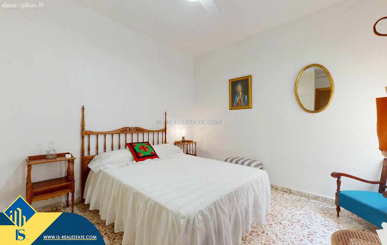 Parduodamas 4 kambarių butas Ispanijoje, Torrevieja