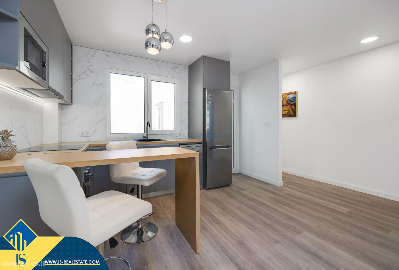 Продается 4 комнатная квартира Испания, Torrevieja