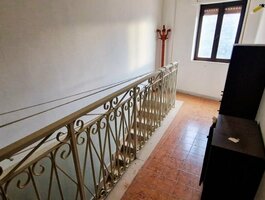 Parduodamas 4 kambarių butas Italijoje, Kita