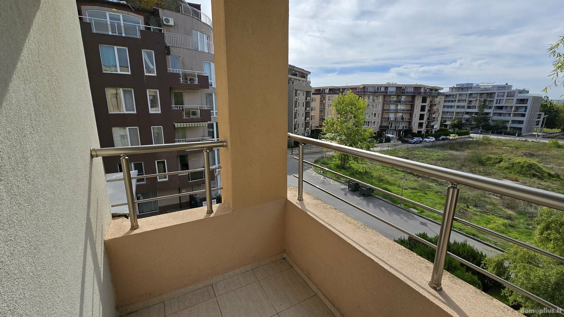 Parduodamas 2 kambarių butas Bulgarijoje, Saulėta pakrantė