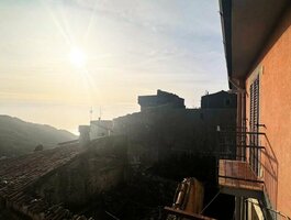 Parduodamas 3 kambarių butas Italijoje, Kita