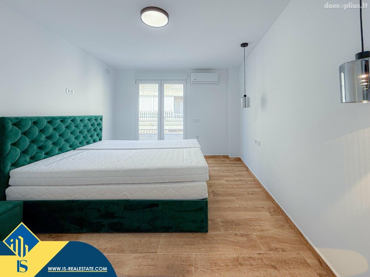 Продается 4 комнатная квартира Испания, Torrevieja