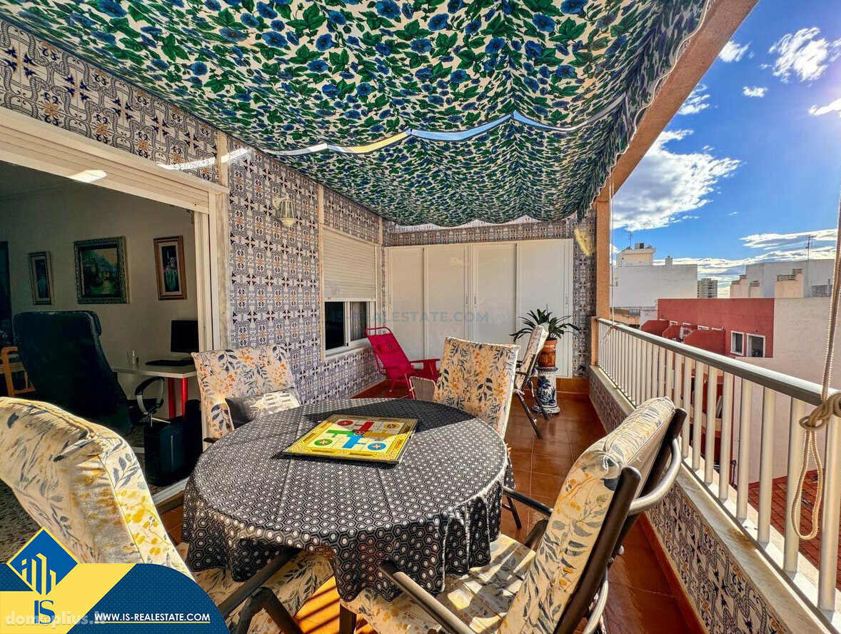 Parduodamas 4 kambarių butas Ispanijoje, Torrevieja