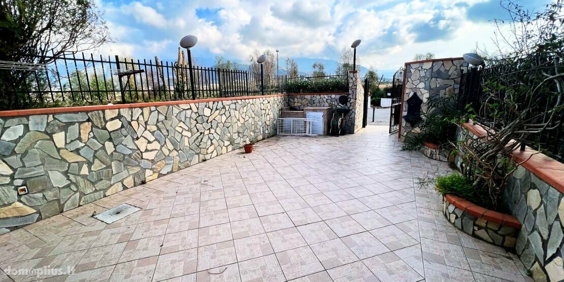 Продается 4 комнатная квартира Италия, Scalea