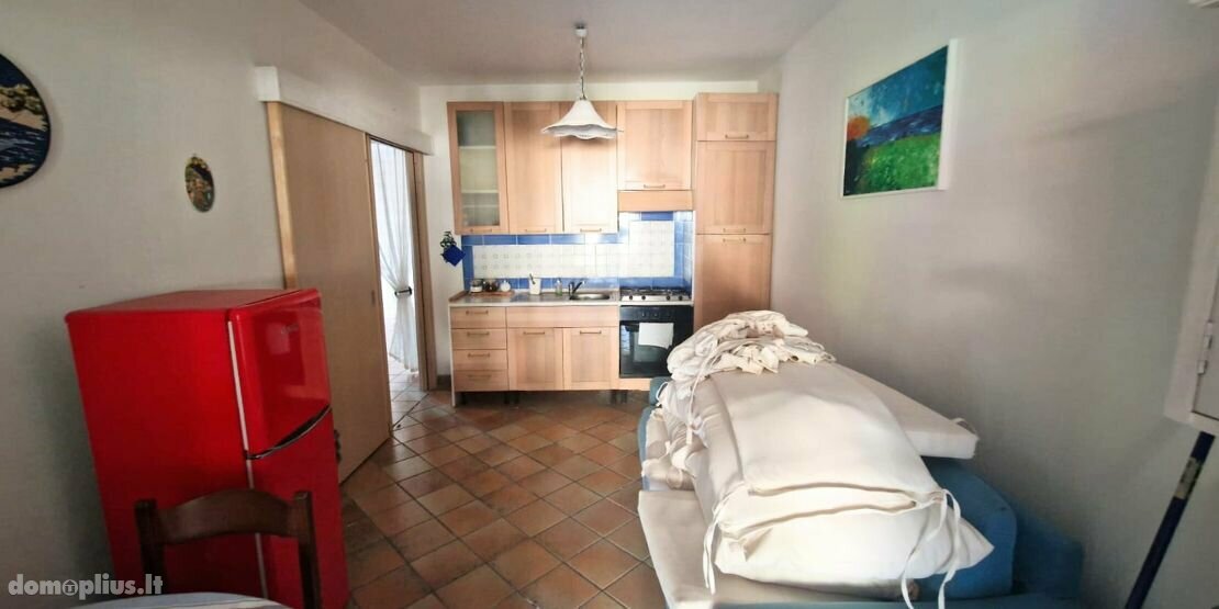 Parduodamas 3 kambarių butas Italijoje, Kita