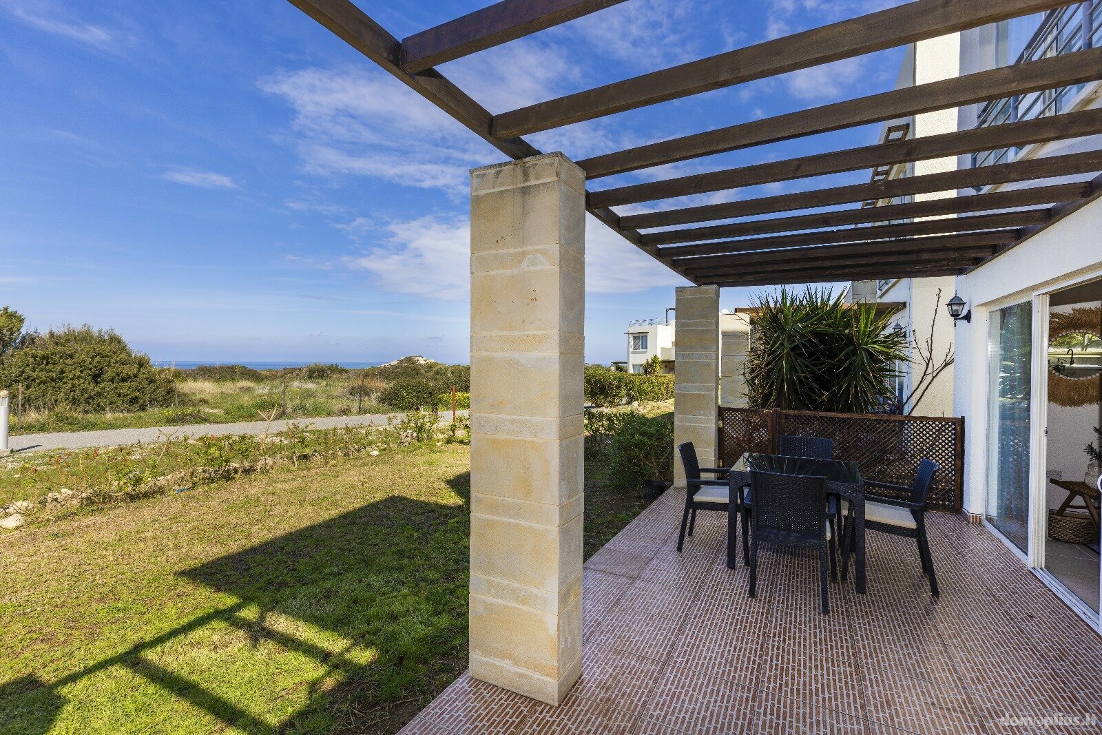Продается 4 комнатная квартира Кипр, Kyrenia