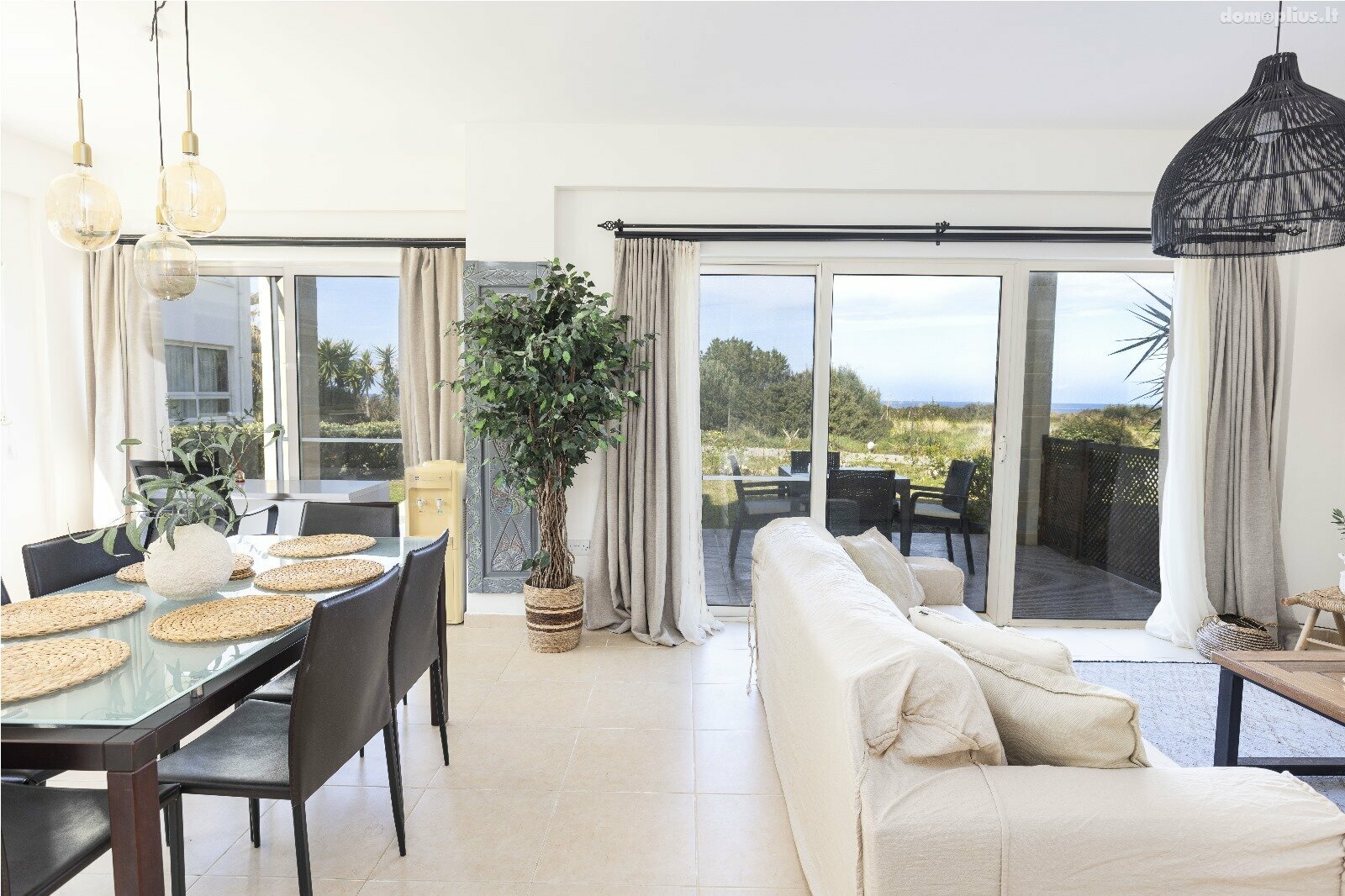 Продается 4 комнатная квартира Кипр, Kyrenia