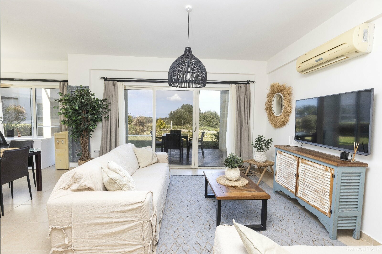 Продается 4 комнатная квартира Кипр, Kyrenia
