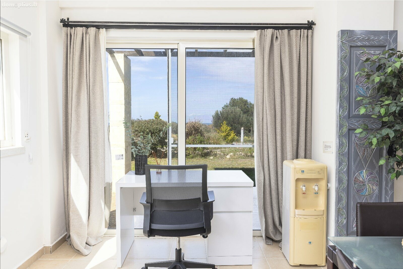 Продается 4 комнатная квартира Кипр, Kyrenia
