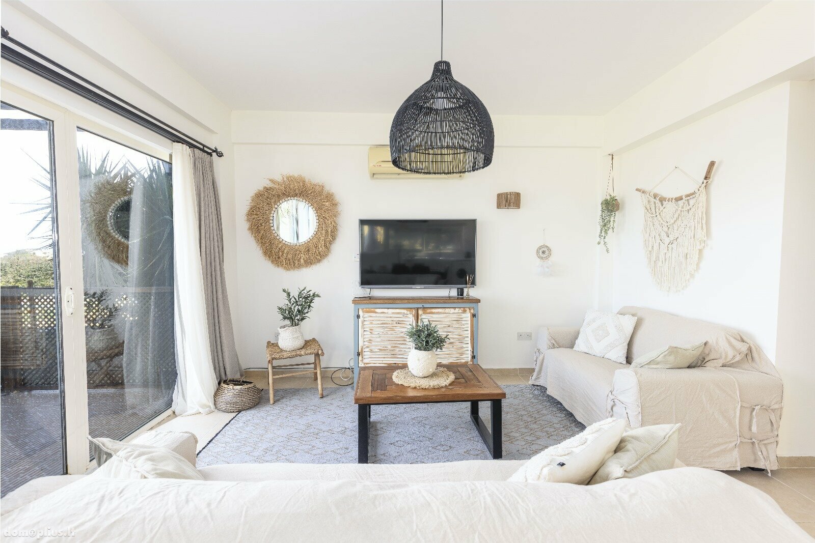 Продается 4 комнатная квартира Кипр, Kyrenia