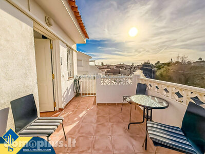 Продается 2 комнатная квартира Испания, Torrevieja