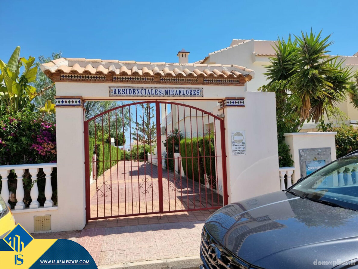 Parduodamas 3 kambarių butas Ispanijoje, Torrevieja