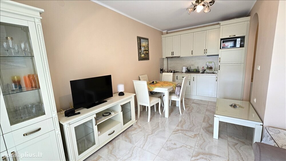 Продается 2 комнатная квартира Болгария, Несебыр