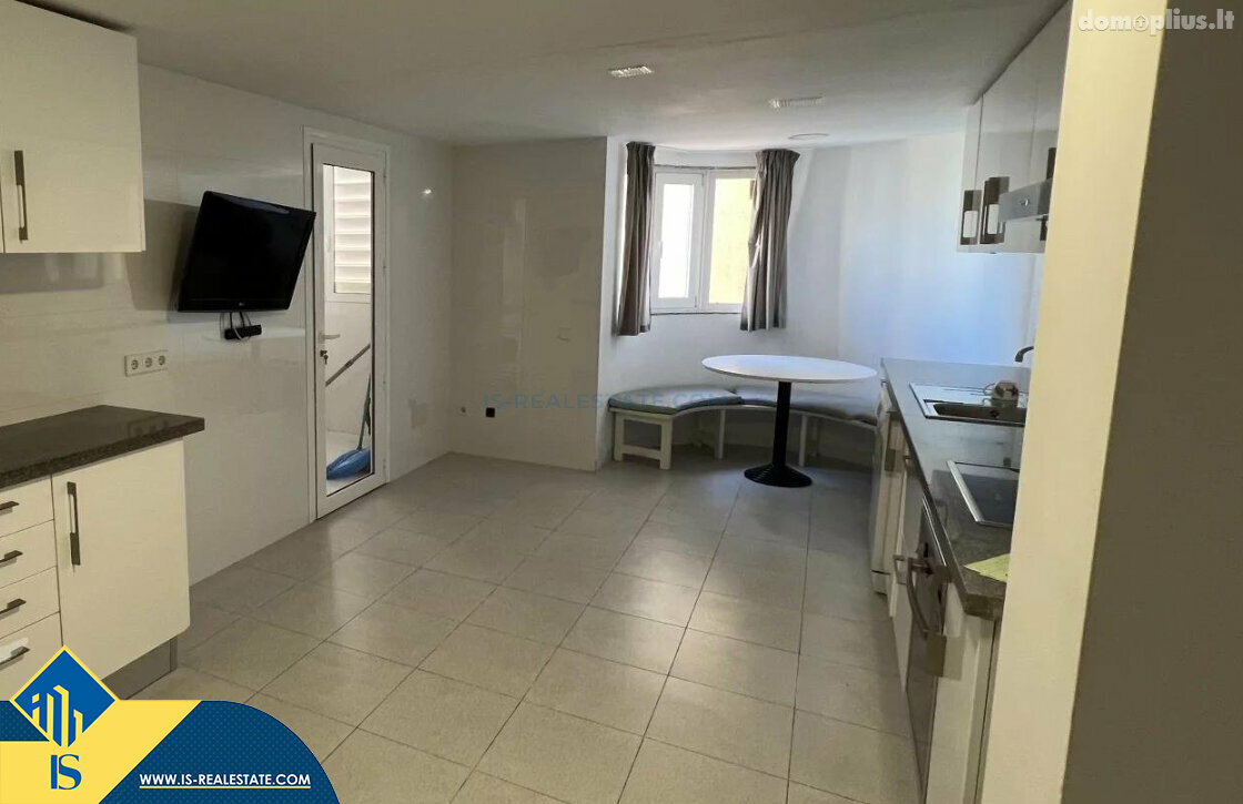 Parduodamas 6 kambarių butas Ispanijoje, Ibiza