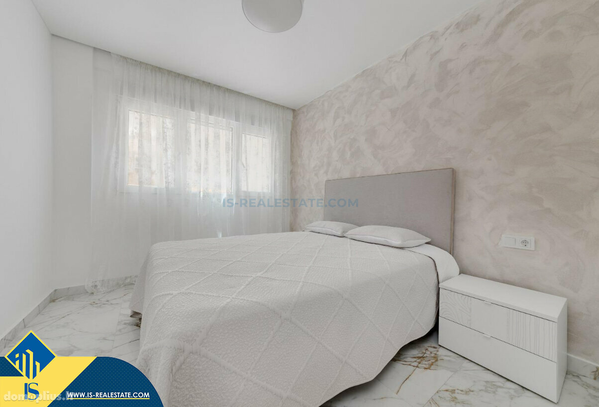 Продается 4 комнатная квартира Испания, Torrevieja
