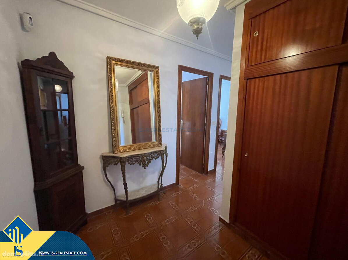 Продается 4 комнатная квартира Испания, Torrevieja