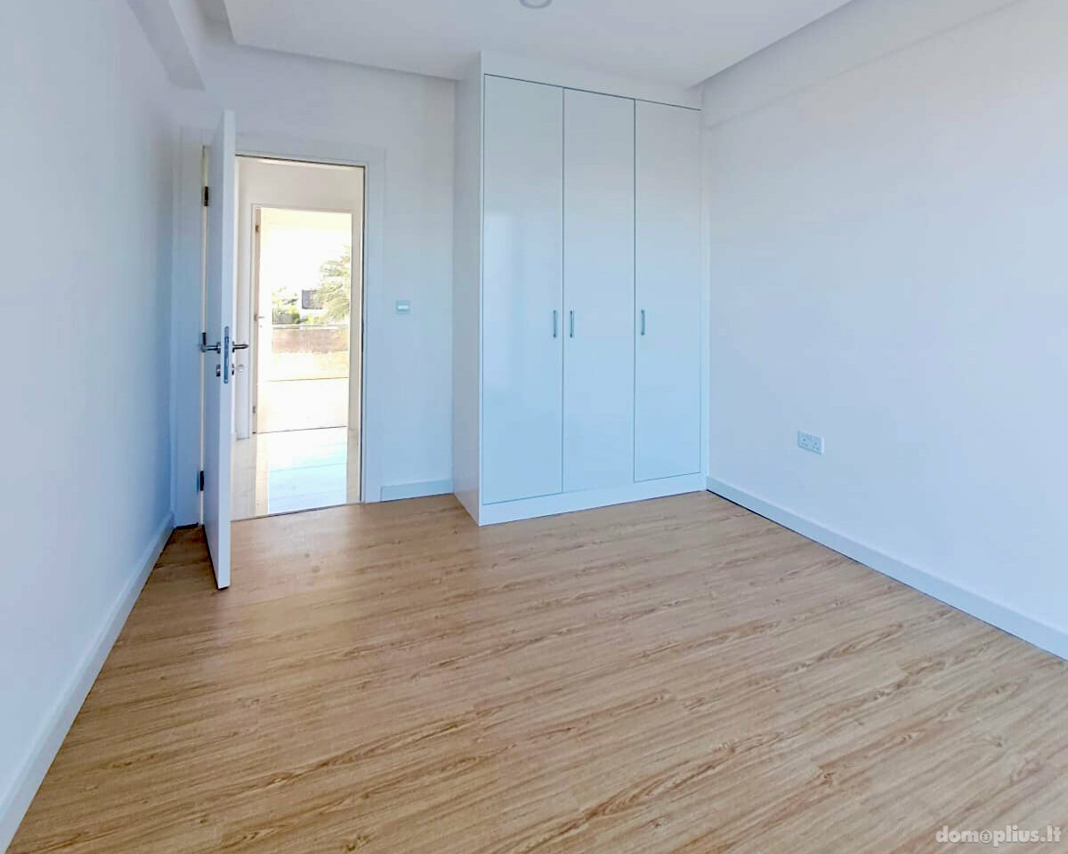 Продается 4 комнатная квартира Кипр, Kyrenia