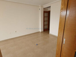 Продается 4 комнатная квартира Испания, Torrevieja