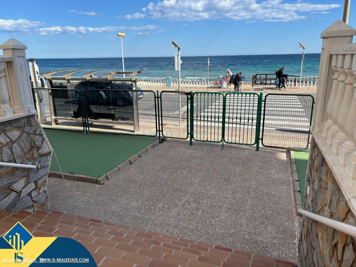 Продается 4 комнатная квартира Испания, Torrevieja