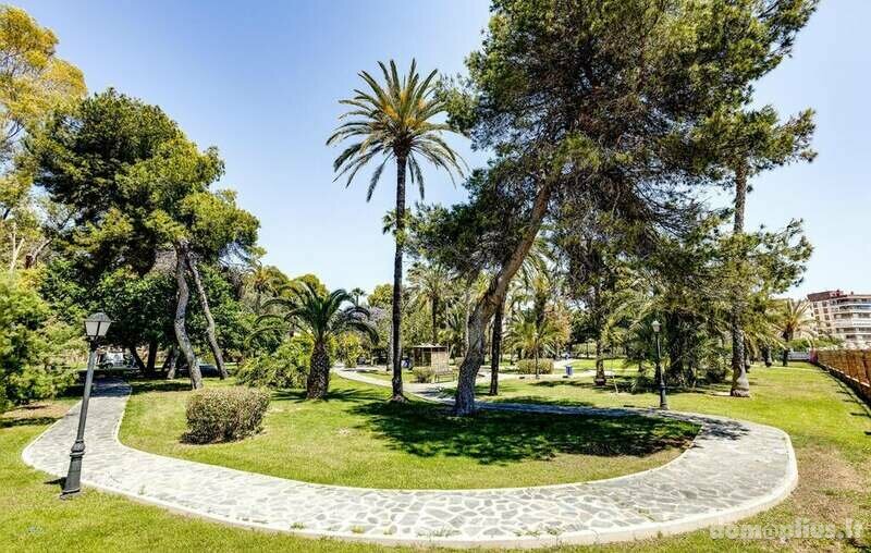 Продается 4 комнатная квартира Испания, Torrevieja