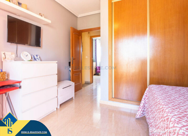Продается 4 комнатная квартира Испания, Torrevieja